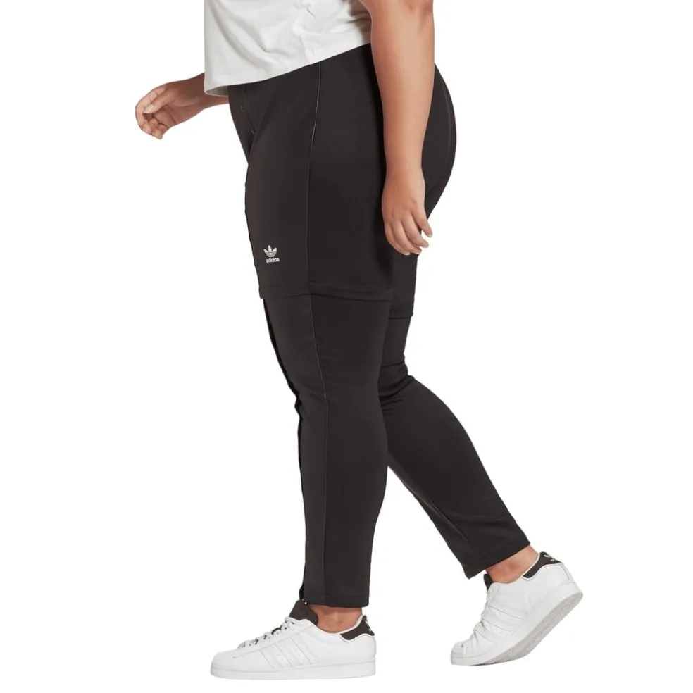 adidas Originals Slim Fit Legging Pant in Black