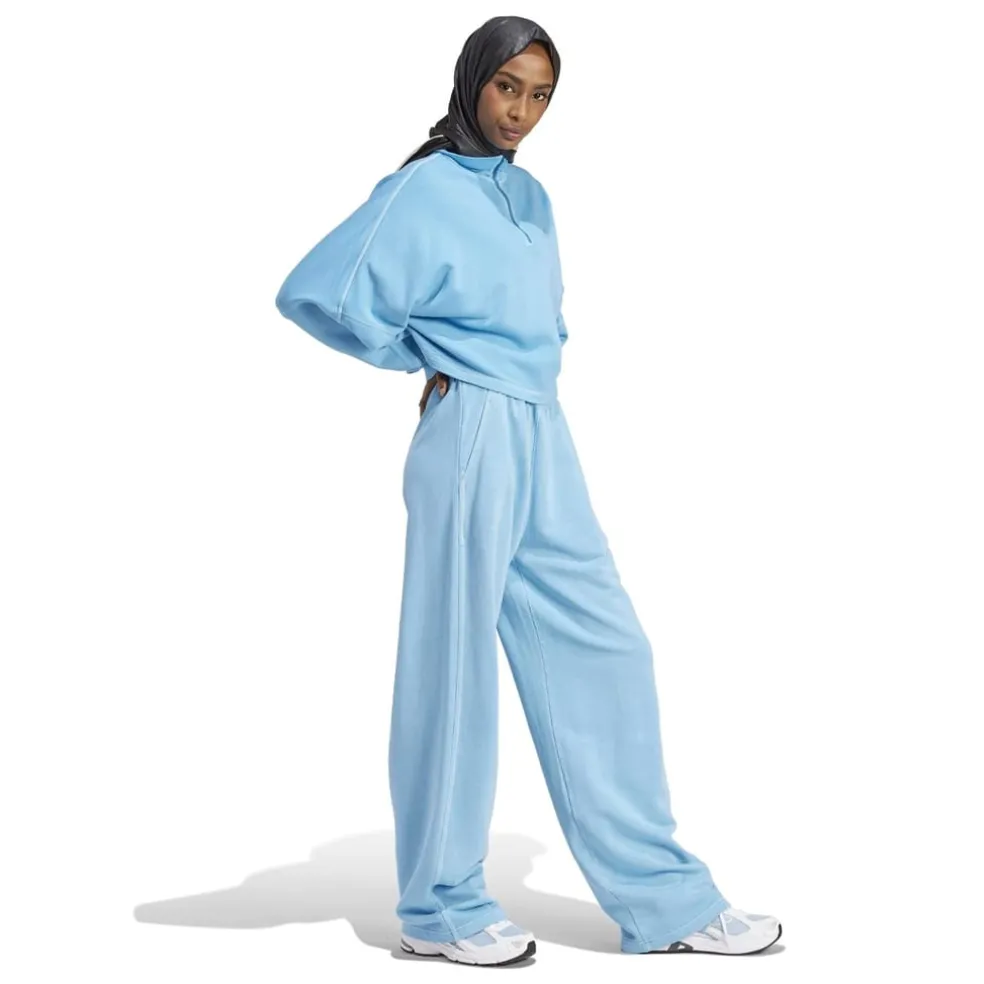 adidas Originals W Ess+ Sweatp in Blue