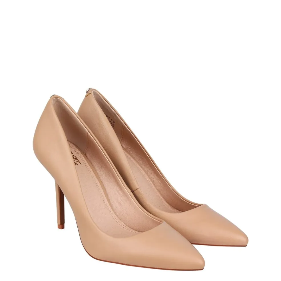 Biba Kendall Heel Pumps in Neutral