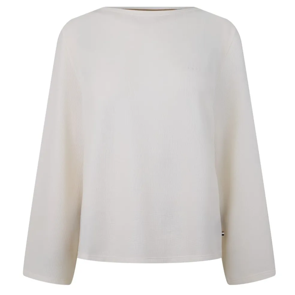 Boss Codes_top 10262639 01 in White