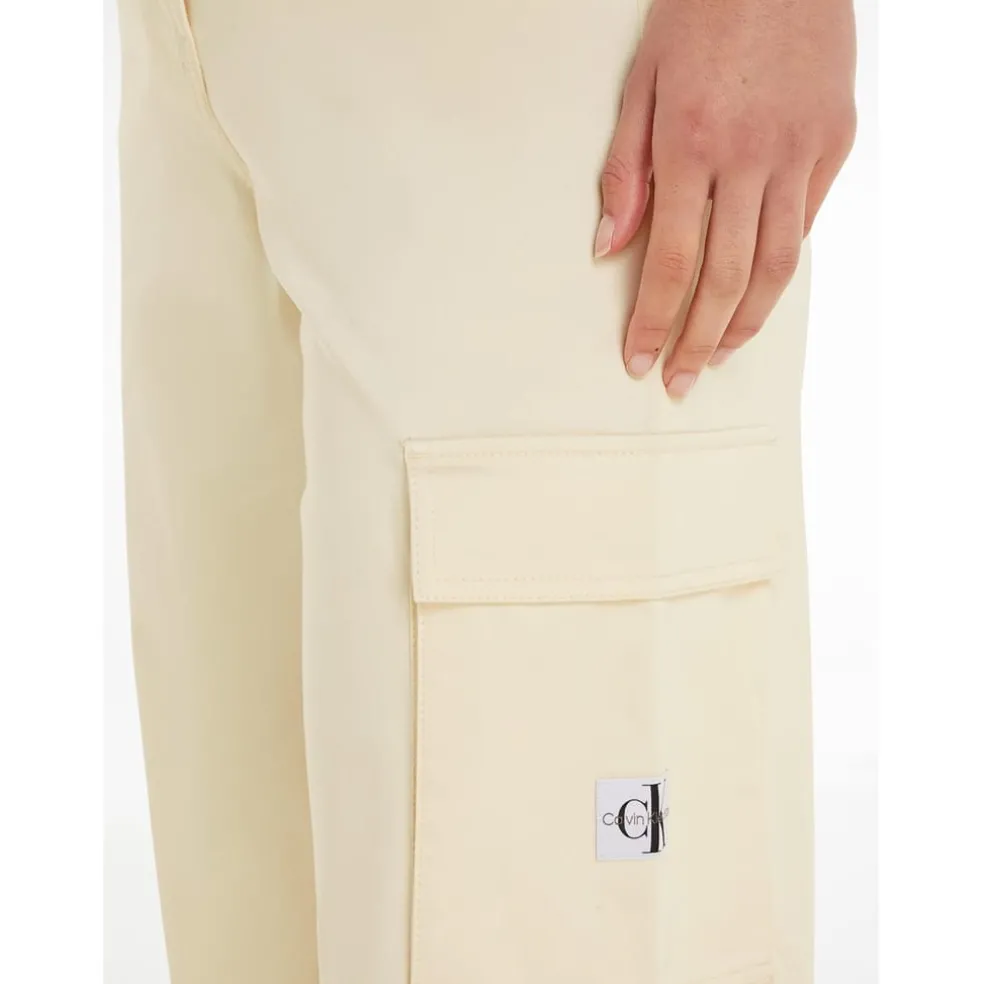 Calvin Klein Jeans Cargo Pants in Cream