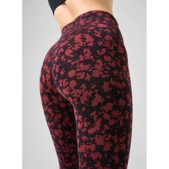 Casall Essential Athletic Running Pants in Red