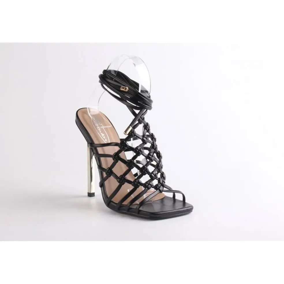 Chic Knt Leg Ti Sndl in Black