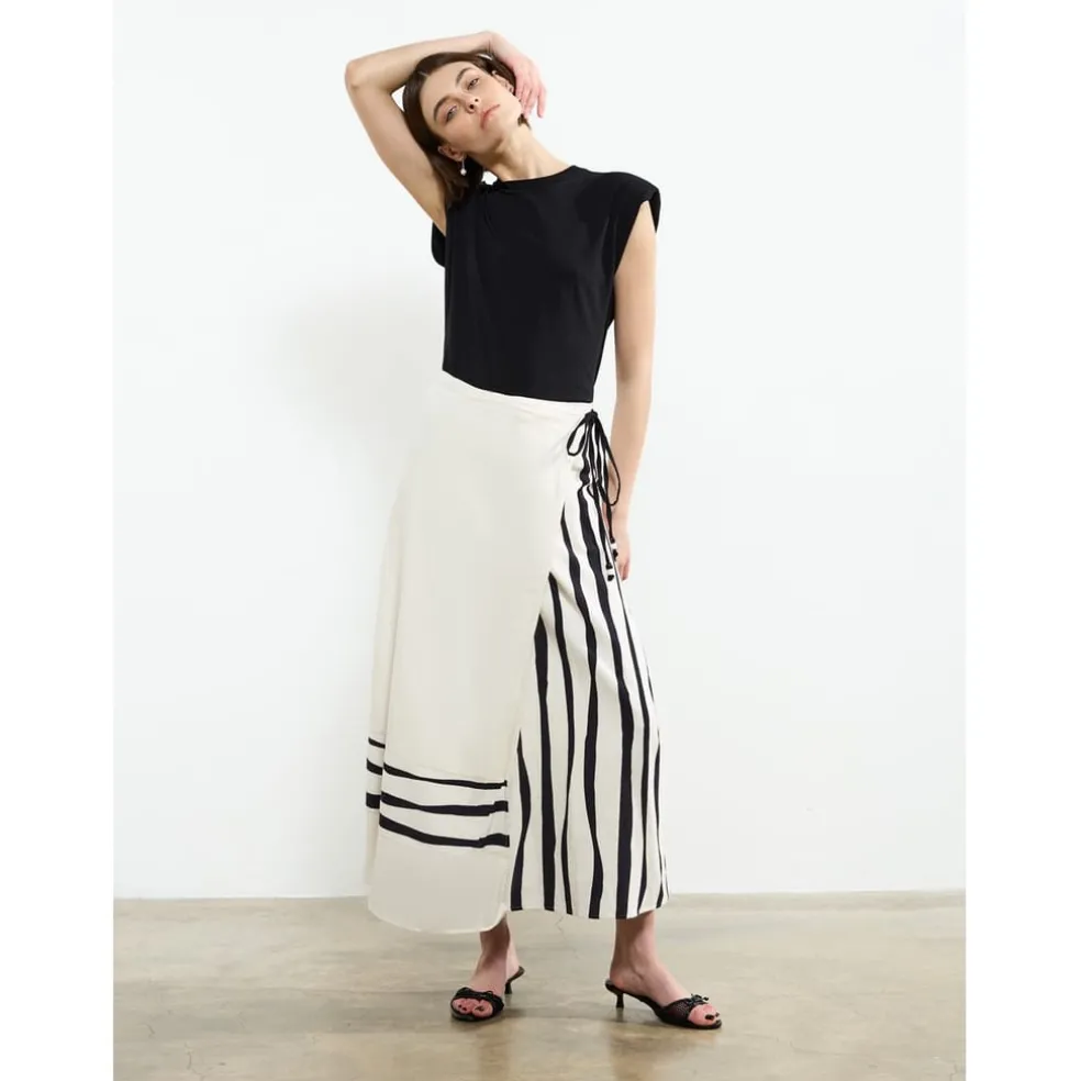 French Connection Genevieve Skirt in White