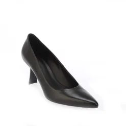Hugo Alexis Pumps in Black