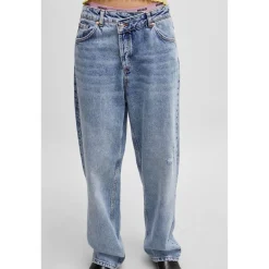 Hugo Wide Leg Wide Fit Jeans in Blue