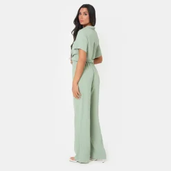 I Saw It First Crepe Short Sleeve Shirt in Green