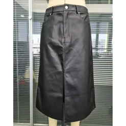I Saw It First Pu Max Skirt Ld54 in Black