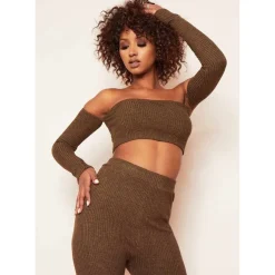 Missy Empire Rib Bardot Long Sleeve Crop Top in Brown