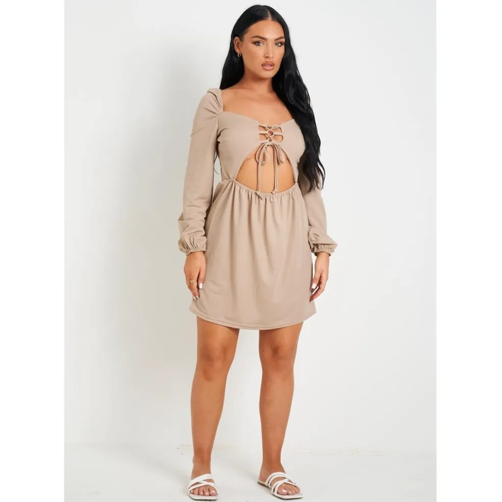 Missy Empire Up Front Cut Out Long Sleeve Dress in Yellow