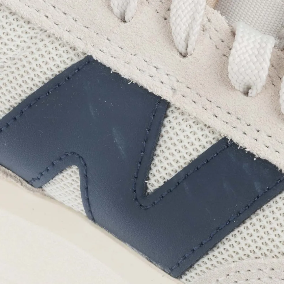 New Balance CT302 Trainers in White