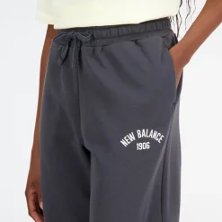 New Balance Essentials Varsity Fleece Pants in Black