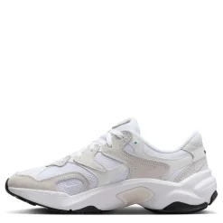 Nike Low Top Running Sneakers in White