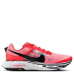 Nike Zmx Ultrfly Trl in Red