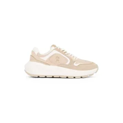 Tommy Hilfiger Low Top Trainers in Beige