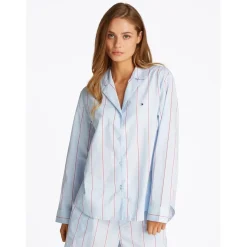 Tommy Hilfiger Poplin Relaxed Fit Long Sleeve Shirt in Blue