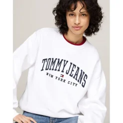 Tommy Jeans Crew Neck Pullover Sweatshirt in White