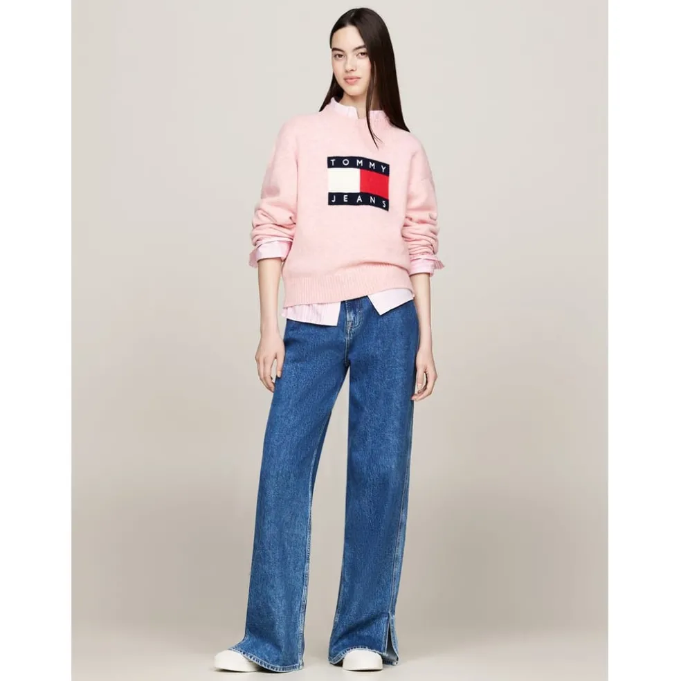 Tommy Jeans Flag Pull Over Sweater in Pink