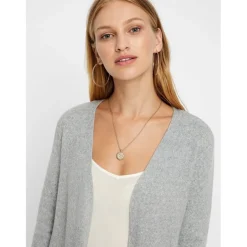 Vero Moda Doffy V-Neck Relaxed Fit Long Sleeve Sweater in Grey