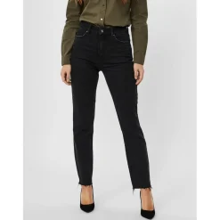Vero Moda High Rise Mom Jeans in Black