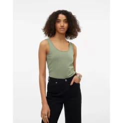 Vero Moda Scoop Neck Slim Fit Tank Top in Green