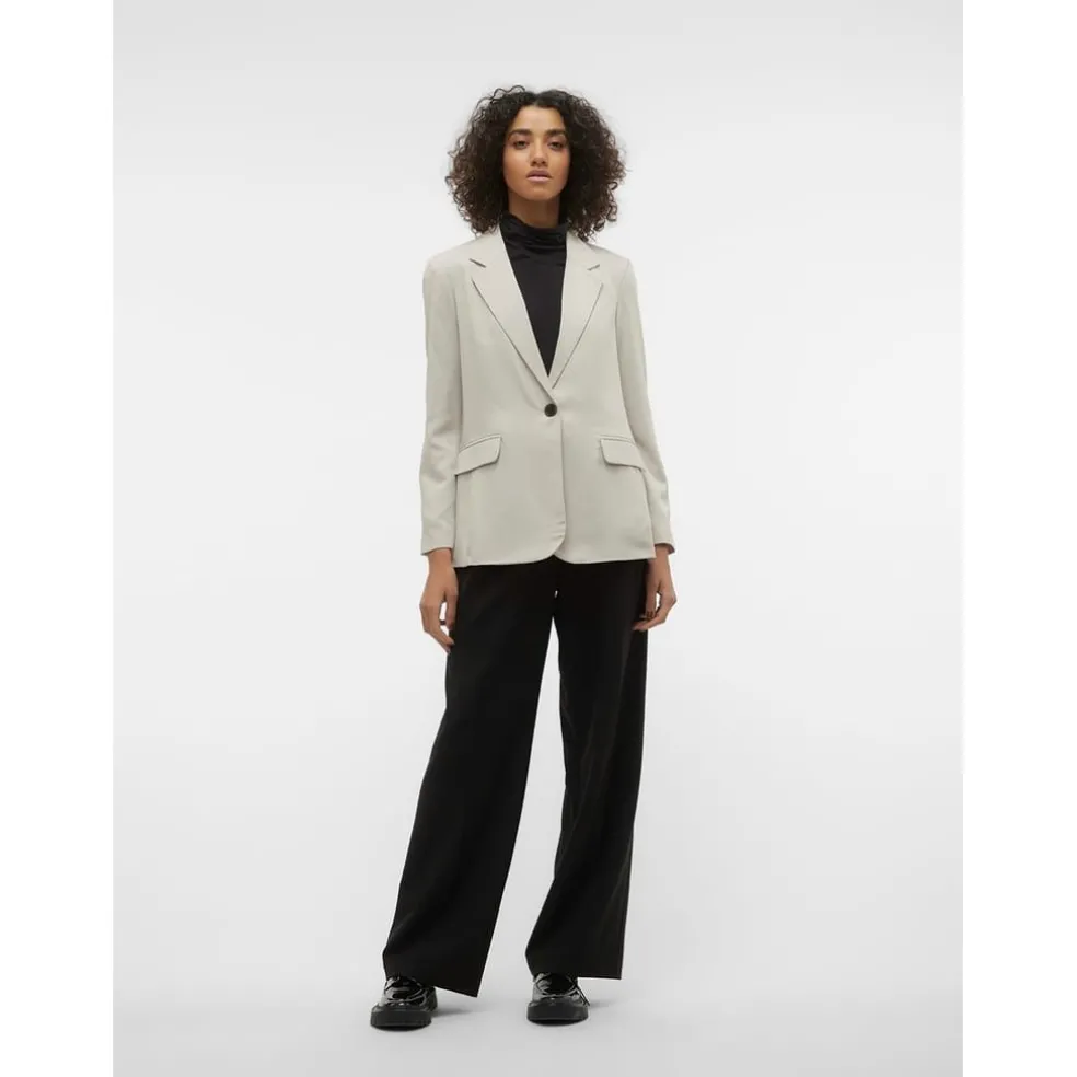 Vero Moda Vmrita Blz in Cream