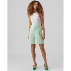 Vero Moda Wide Leg Zelda Shorts in Green
