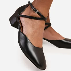 Wheres That From Peru Heel in Black